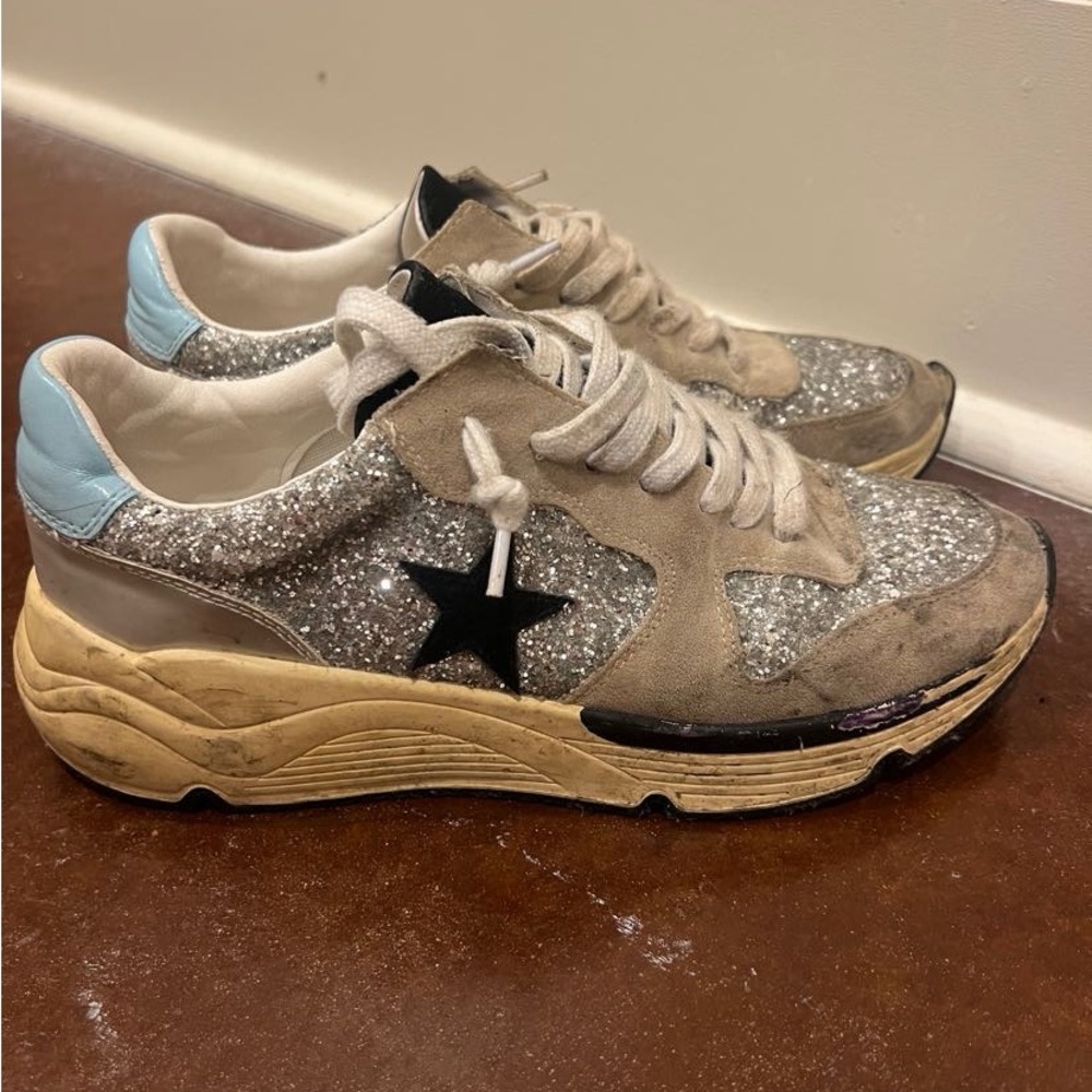 Oasis Society Star Sneakers